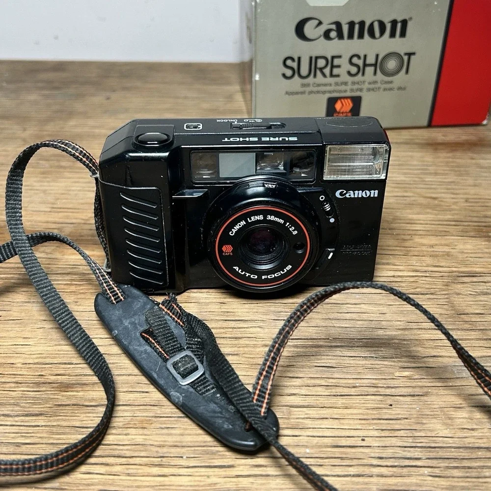 VTG Canon Sure Shot Autofocus Film Camera 38mm 1:2.8 READ